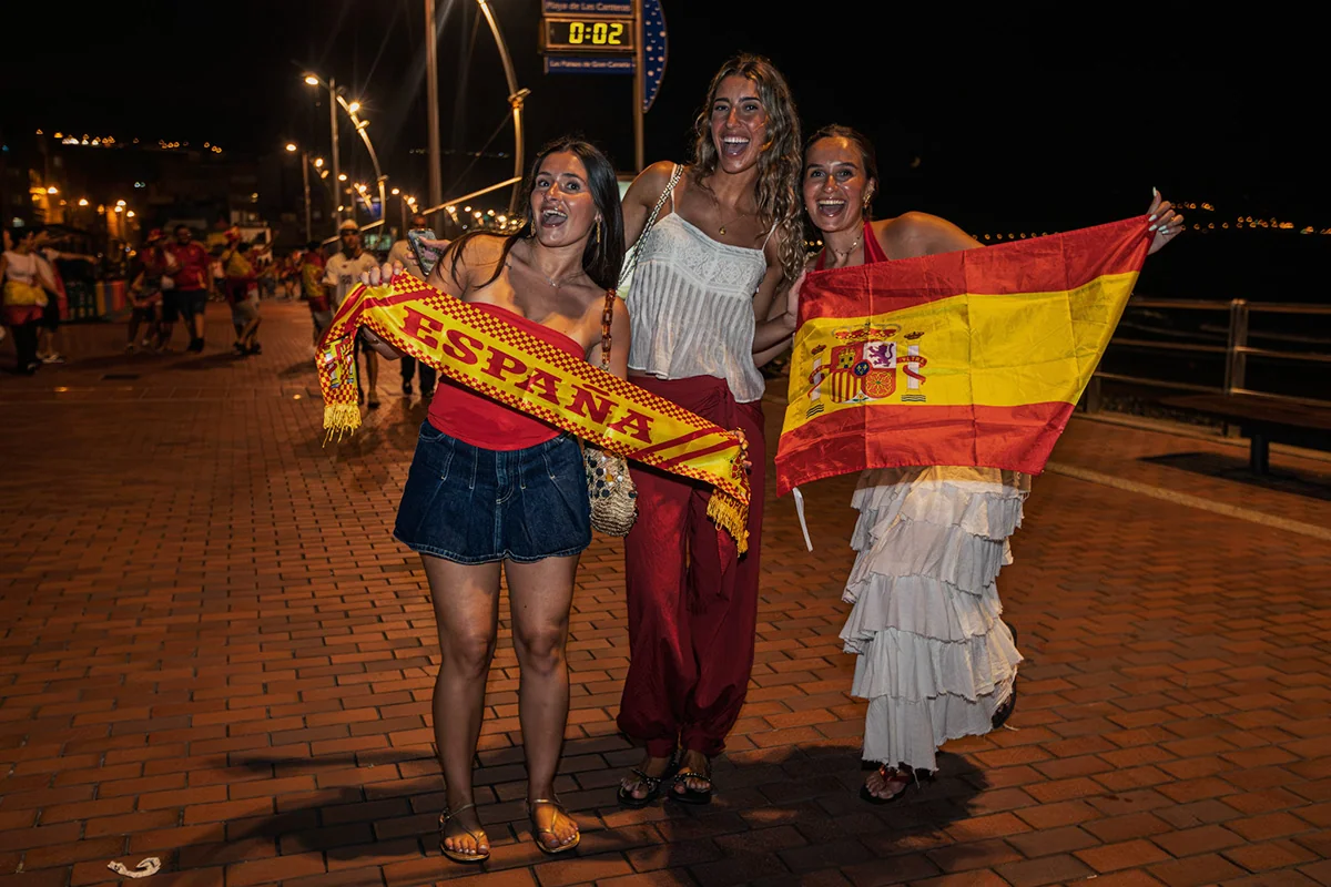 Photograph 029 from Las Palmas · Spain wins the World Cup