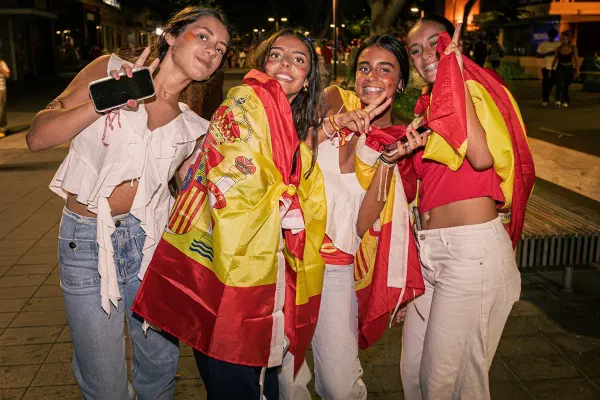 Photograph 071 from Las Palmas · Spain wins the World Cup